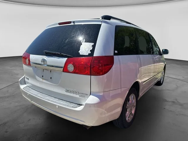 SEMINUEVOS TOYOTA Sienna a Estados en autogozo