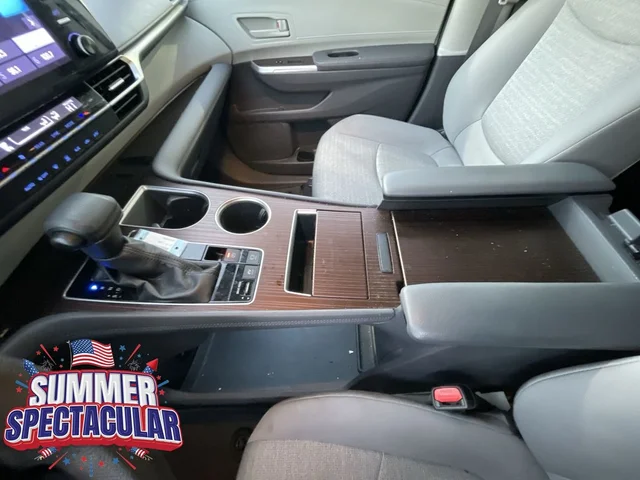 SEMINUEVOS TOYOTA Sienna a Estados en autogozo