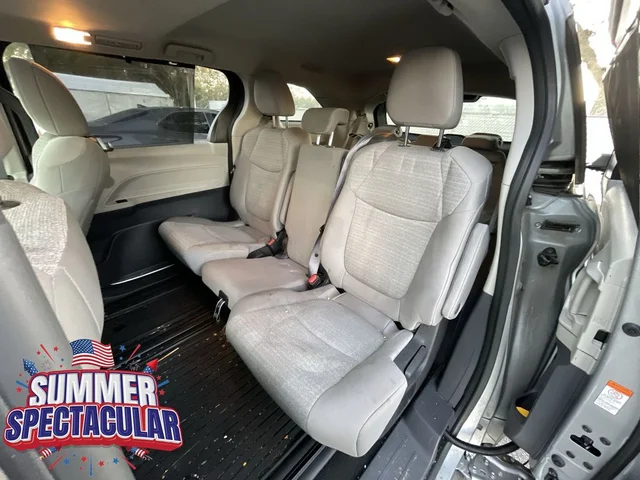 SEMINUEVOS TOYOTA Sienna a Estados en autogozo