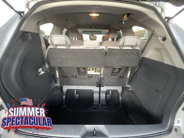 SEMINUEVOS TOYOTA Sienna a Estados en autogozo