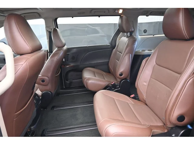 SEMINUEVOS TOYOTA Sienna a Estados en autogozo
