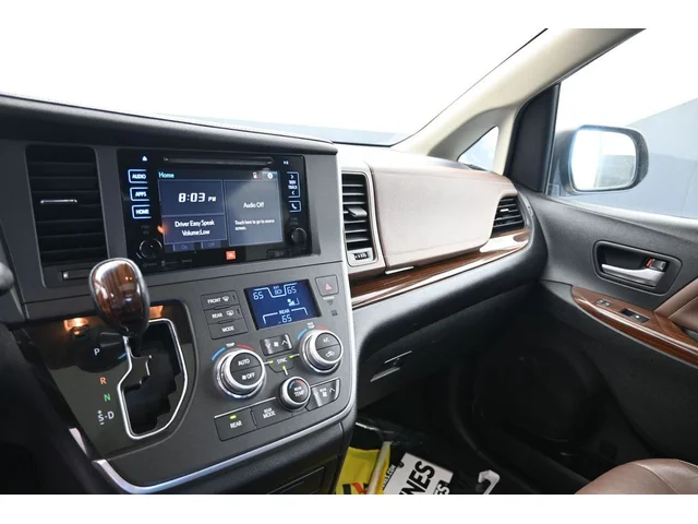 SEMINUEVOS TOYOTA Sienna a Estados en autogozo