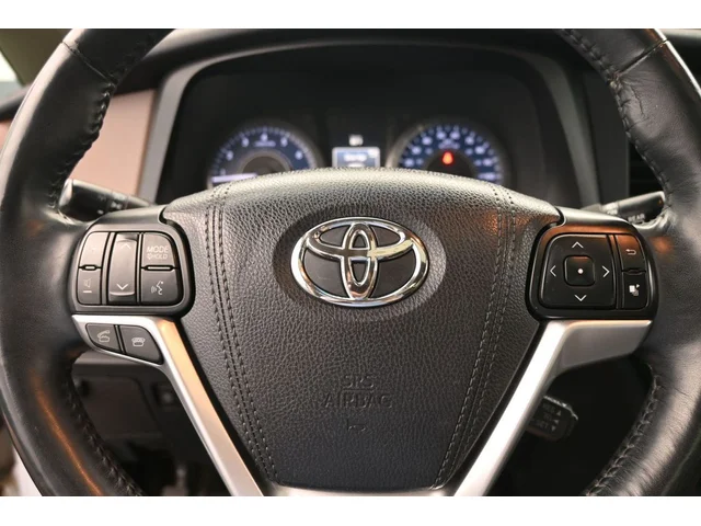 SEMINUEVOS TOYOTA Sienna a Estados en autogozo