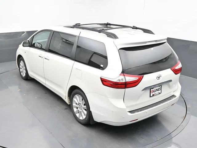 SEMINUEVOS TOYOTA Sienna a Estados en autogozo