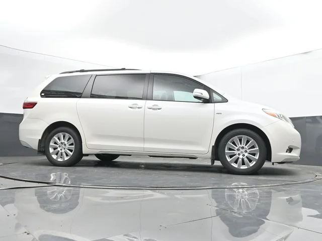 SEMINUEVOS TOYOTA Sienna a Estados en autogozo
