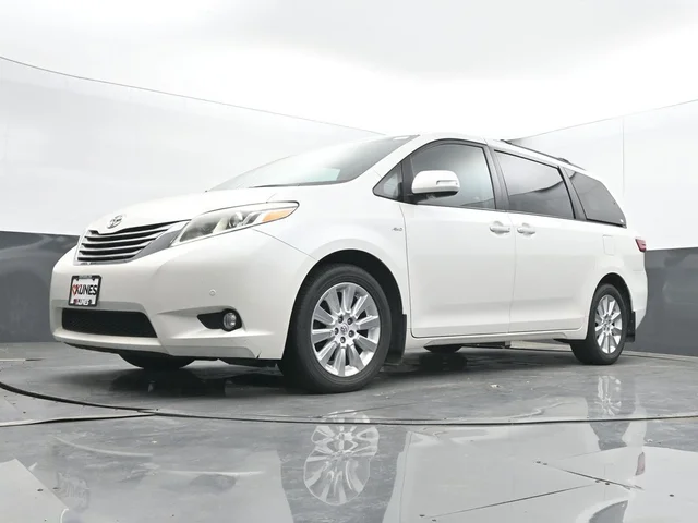 SEMINUEVOS TOYOTA Sienna a Estados en autogozo