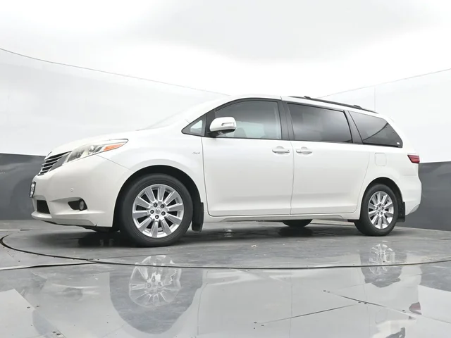 SEMINUEVOS TOYOTA Sienna a Estados en autogozo