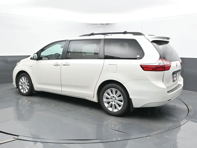 SEMINUEVOS TOYOTA Sienna a Estados en autogozo