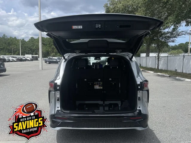 SEMINUEVOS TOYOTA Sienna a Estados en autogozo