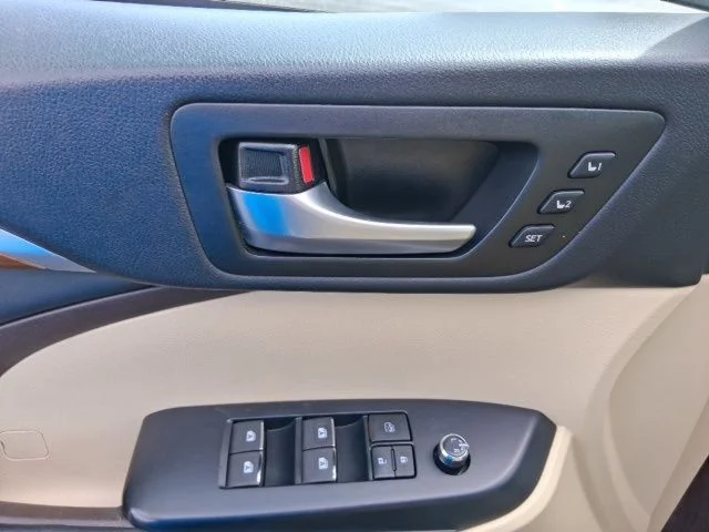 SEMINUEVOS TOYOTA Highlander a Estados en autogozo