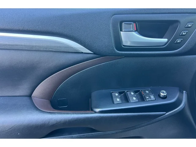 Pre-Owned TOYOTA Highlander at Anderson Honda in Palo Alto