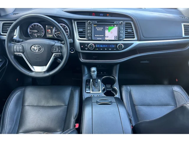 Pre-Owned TOYOTA Highlander at Anderson Honda in Palo Alto