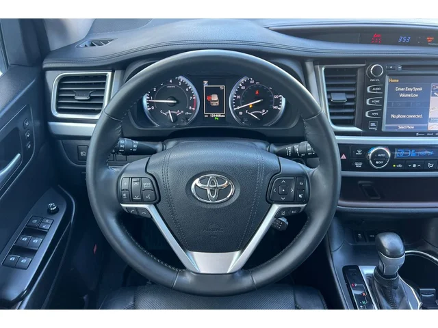 Pre-Owned TOYOTA Highlander at Anderson Honda in Palo Alto