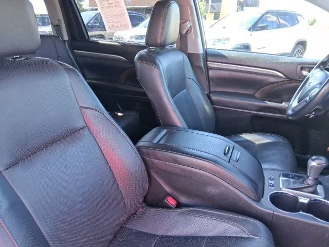 SEMINUEVOS TOYOTA Highlander a Estados en autogozo