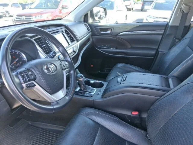 SEMINUEVOS TOYOTA Highlander a Estados en autogozo