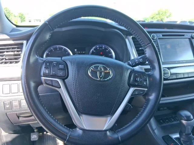 SEMINUEVOS TOYOTA Highlander a Estados en autogozo