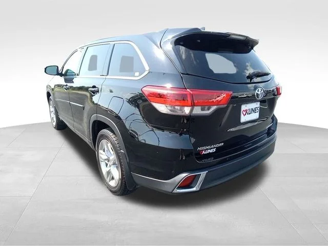SEMINUEVOS TOYOTA Highlander a Estados en autogozo