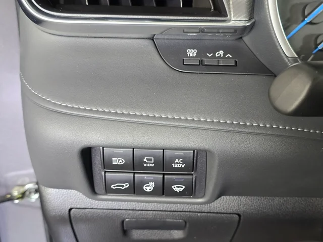 SEMINUEVOS TOYOTA Highlander Hybrid at Brainerd  in Dondelinger Chevrolet