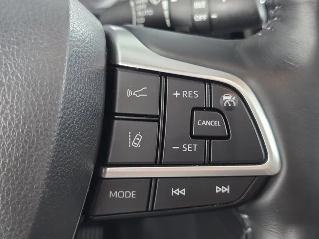 SEMINUEVOS TOYOTA Highlander Hybrid at Brainerd  in Dondelinger Chevrolet