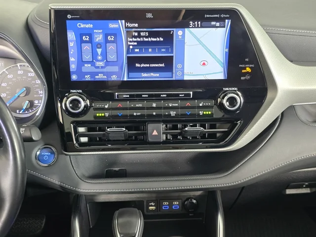SEMINUEVOS TOYOTA Highlander Hybrid at Brainerd  in Dondelinger Chevrolet