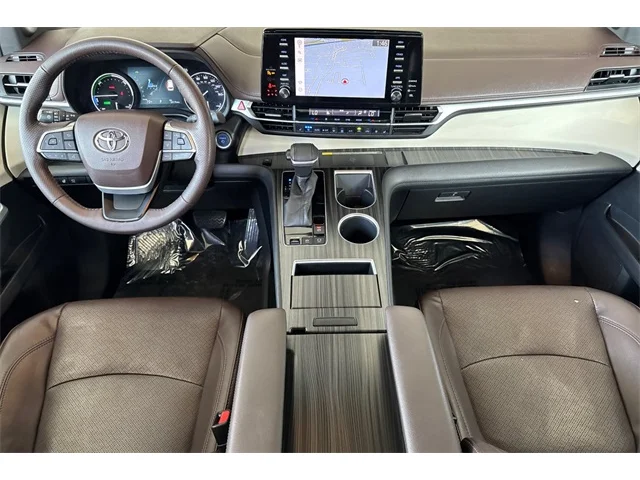 SEMINUEVOS TOYOTA Sienna at ELK GROVE in Elk Grove Buick GMC