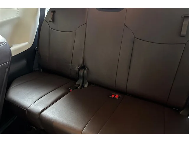 SEMINUEVOS TOYOTA Sienna at ELK GROVE in Elk Grove Buick GMC