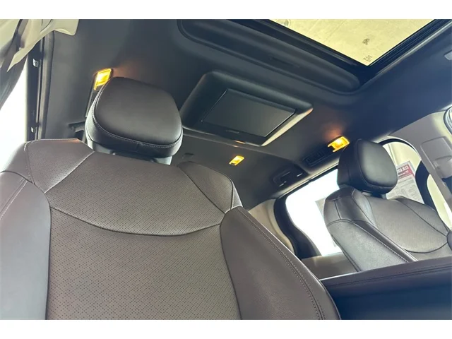 SEMINUEVOS TOYOTA Sienna at ELK GROVE in Elk Grove Buick GMC