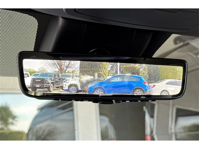 SEMINUEVOS TOYOTA Sienna at ELK GROVE in Elk Grove Buick GMC