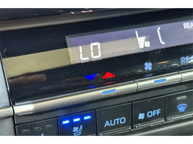 SEMINUEVOS TOYOTA Sienna at ELK GROVE in Elk Grove Buick GMC