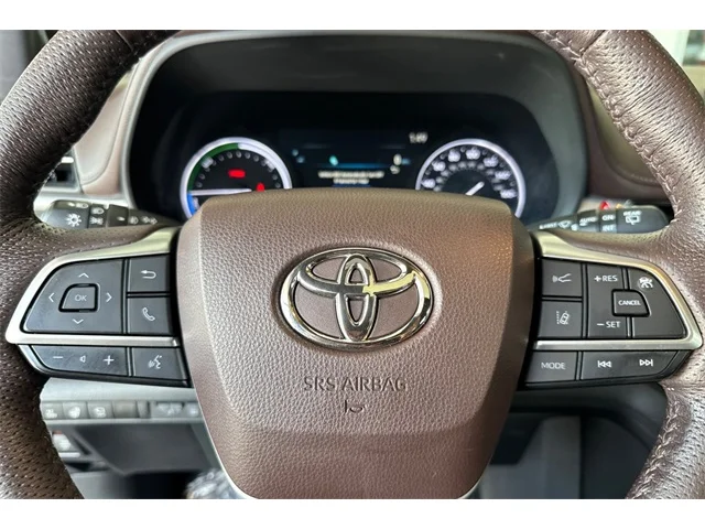 SEMINUEVOS TOYOTA Sienna at ELK GROVE in Elk Grove Buick GMC