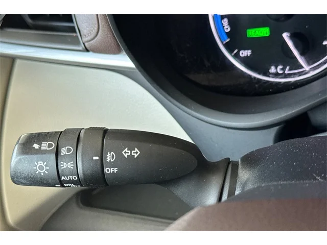 SEMINUEVOS TOYOTA Sienna at ELK GROVE in Elk Grove Buick GMC