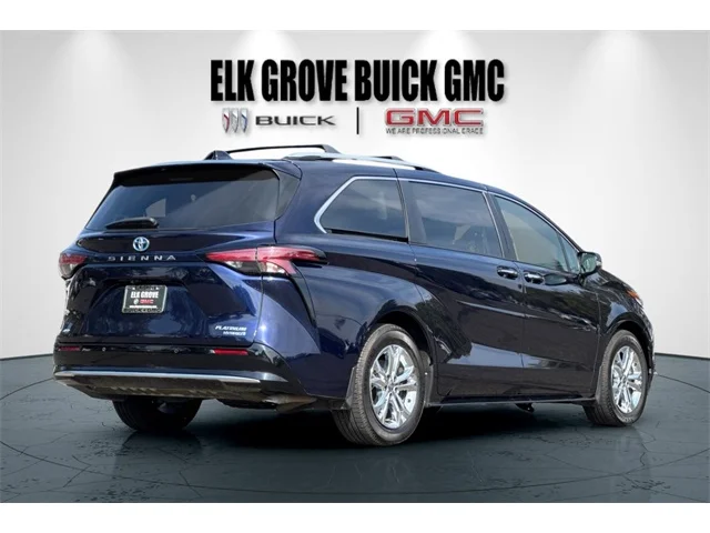 SEMINUEVOS TOYOTA Sienna at ELK GROVE in Elk Grove Buick GMC