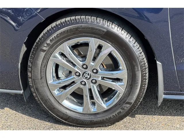 SEMINUEVOS TOYOTA Sienna at ELK GROVE in Elk Grove Buick GMC