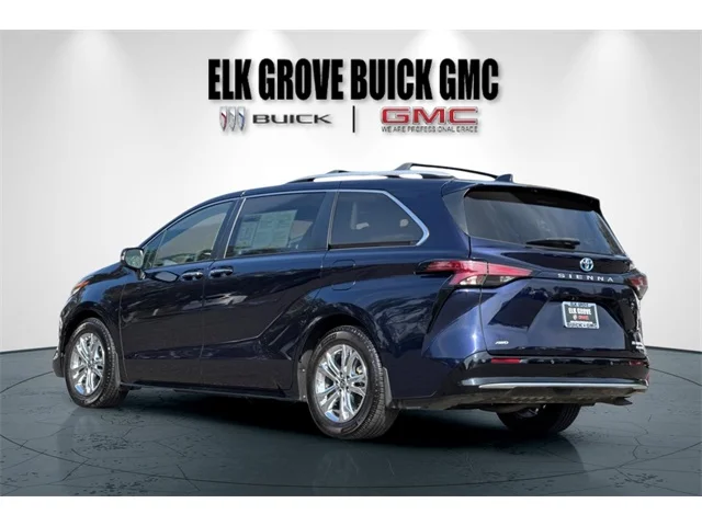 SEMINUEVOS TOYOTA Sienna at ELK GROVE in Elk Grove Buick GMC