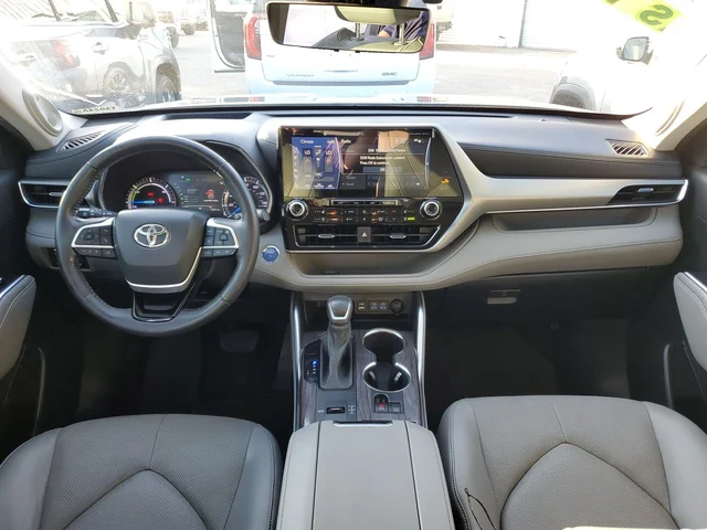 SEMINUEVOS TOYOTA Highlander Hybrid a Estados en autogozo