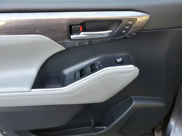 SEMINUEVOS TOYOTA Highlander Hybrid a Estados en autogozo