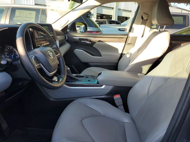 SEMINUEVOS TOYOTA Highlander Hybrid a Estados en autogozo