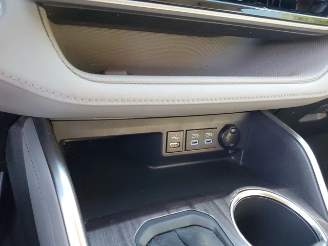 SEMINUEVOS TOYOTA Highlander Hybrid a Estados en autogozo