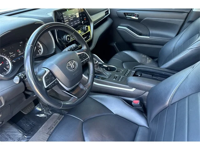 SEMINUEVOS TOYOTA Highlander at ELK GROVE in Elk Grove Buick GMC