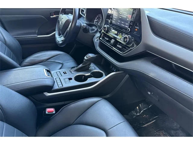 SEMINUEVOS TOYOTA Highlander at ELK GROVE in Elk Grove Buick GMC