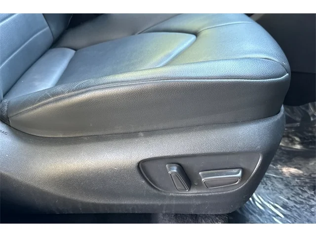 SEMINUEVOS TOYOTA Highlander at ELK GROVE in Elk Grove Buick GMC
