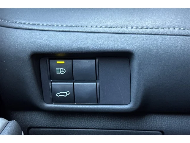 SEMINUEVOS TOYOTA Highlander at ELK GROVE in Elk Grove Buick GMC