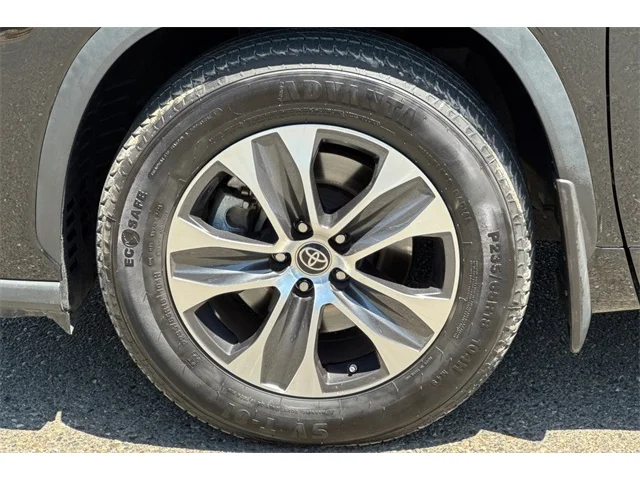 SEMINUEVOS TOYOTA Highlander at ELK GROVE in Elk Grove Buick GMC
