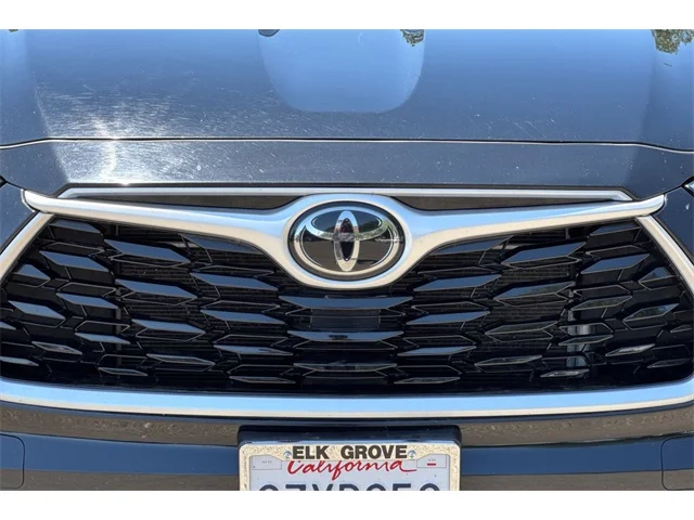 SEMINUEVOS TOYOTA Highlander at ELK GROVE in Elk Grove Buick GMC