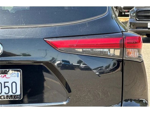 SEMINUEVOS TOYOTA Highlander at ELK GROVE in Elk Grove Buick GMC