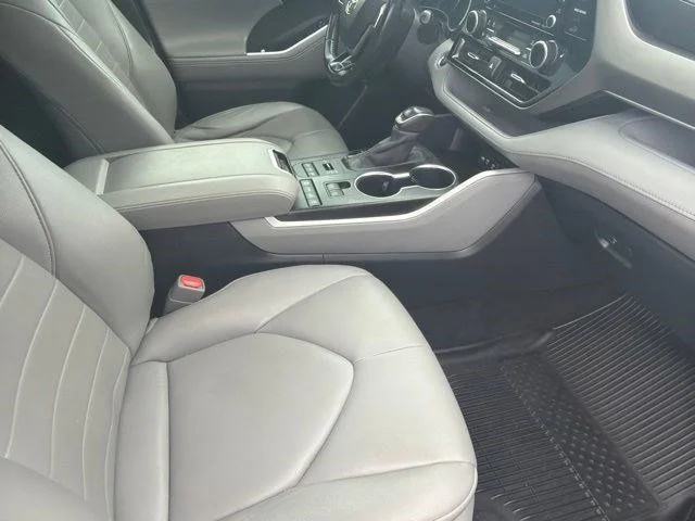 SEMINUEVOS TOYOTA Highlander a Estados en autogozo