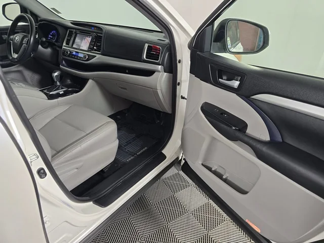 SEMINUEVOS TOYOTA Highlander a Estados en autogozo