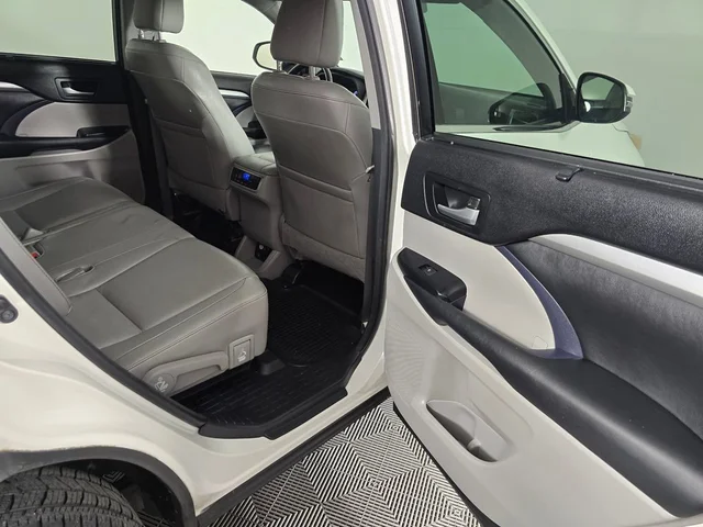 SEMINUEVOS TOYOTA Highlander a Estados en autogozo