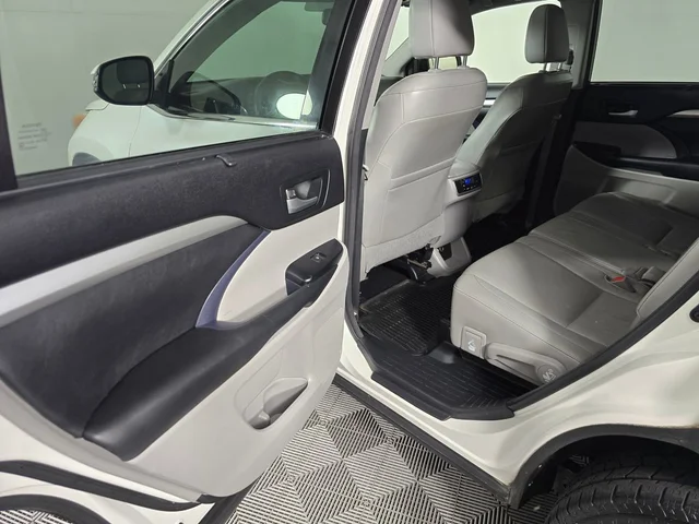 SEMINUEVOS TOYOTA Highlander a Estados en autogozo