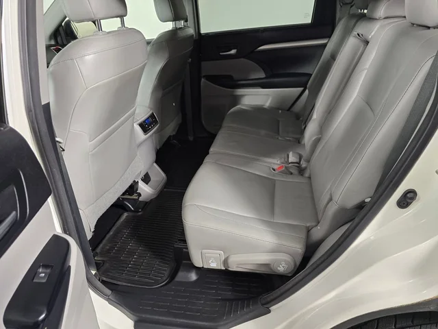 SEMINUEVOS TOYOTA Highlander a Estados en autogozo